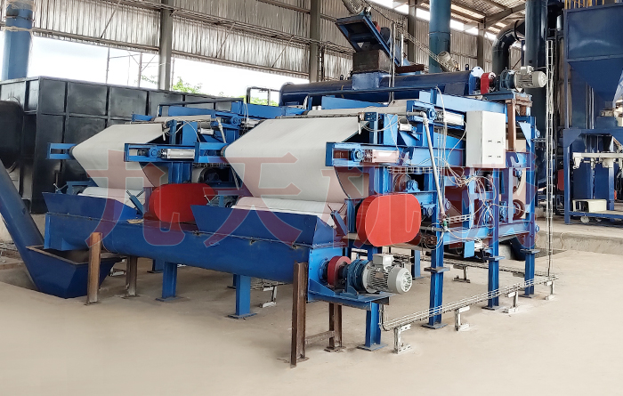擠壓脫水機(jī)之帶式擠壓機(jī)